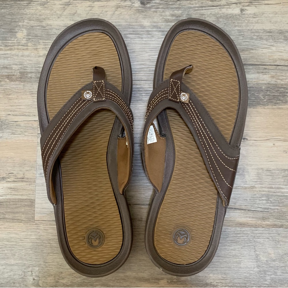 Crocs Olukai Hawaii Brown Beige Slipper Flip Flops